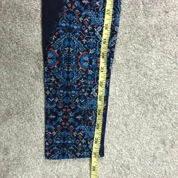 Athleta Long Leggings Sz M With Pockets - Picture 4 of 10